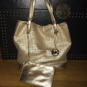 Michael Kors Bag with wristlet